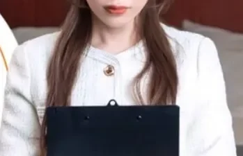 Bản hợp đồng phục vụ đầy bất ngờ PONDO-021026 - Xem phim sex HD tại Phevkl App