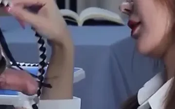 Bài học riêng tư cùng cô giáo quyến rũ - Phim sex HD tại Phevkl App