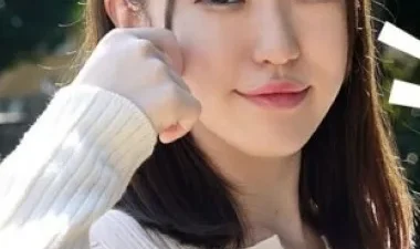 Sự khoái lạc của nữ sinh ngây thơ trước ống kính - Xem phim sex HD tại Phevkl App