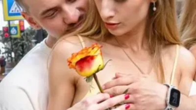 Những tư thế ân ái độc đáo của vợ chồng Nga – Xem phim sex HD tại Phevkl App