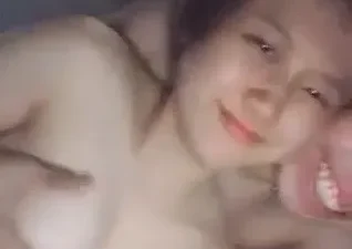 Bé Như Ý cực phẩm dễ thương và hồn nhiên | Xem tại Phevkl App