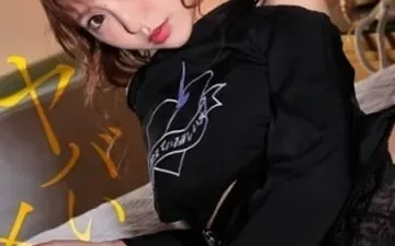 Mỹ nhân chân dài quyến rũ anh thợ - Phim sex HD tại Phevkl App