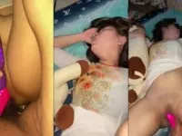 Cô giáo 1 con trong tà áo dài